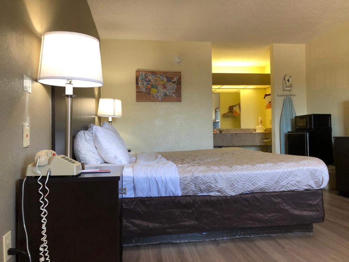 Econo Lodge Dothan Zewnętrze zdjęcie