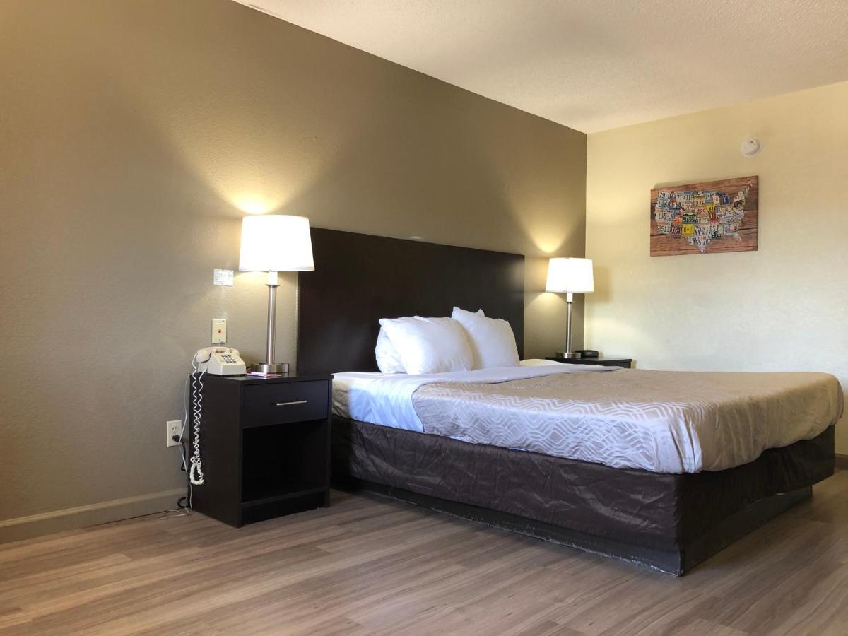 Econo Lodge Dothan Zewnętrze zdjęcie