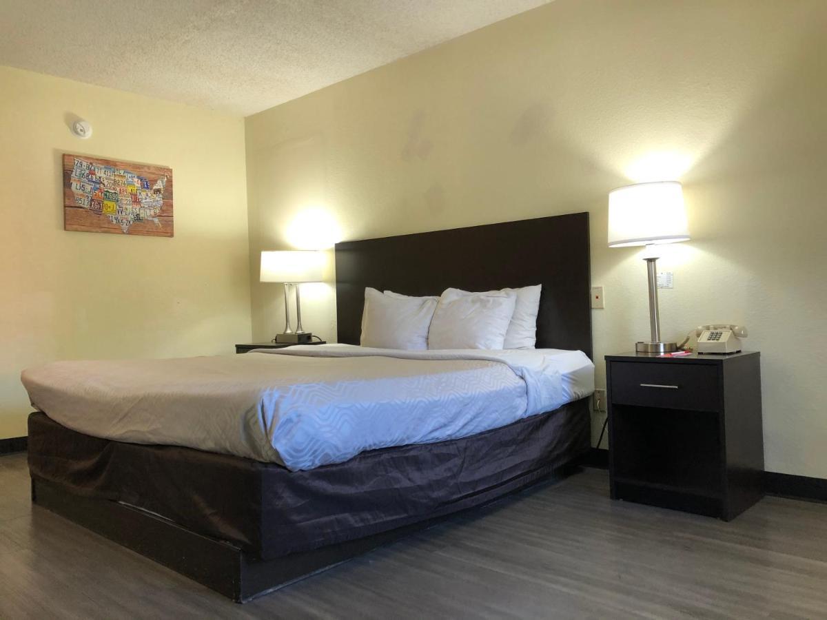 Econo Lodge Dothan Zewnętrze zdjęcie