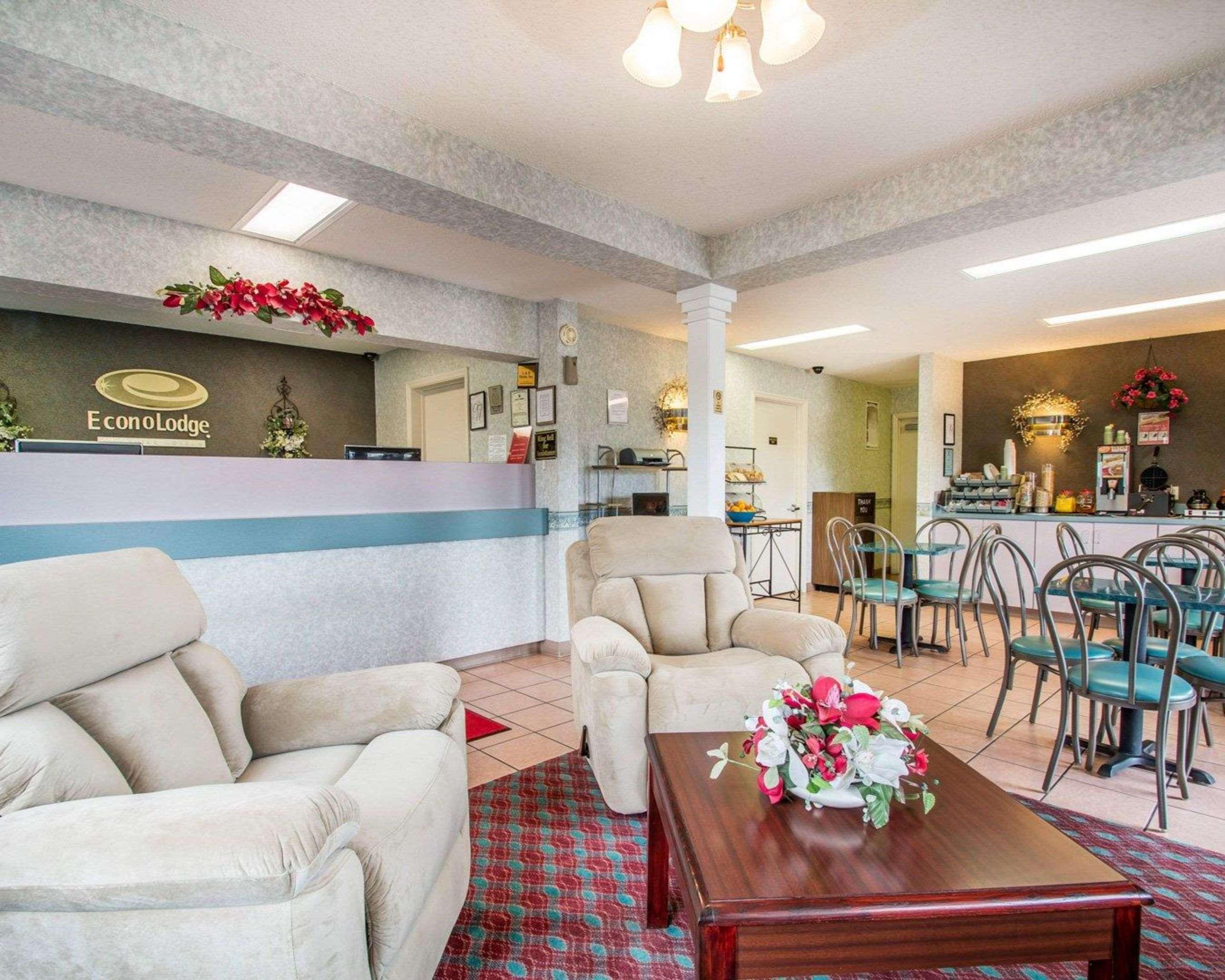Econo Lodge Dothan Zewnętrze zdjęcie