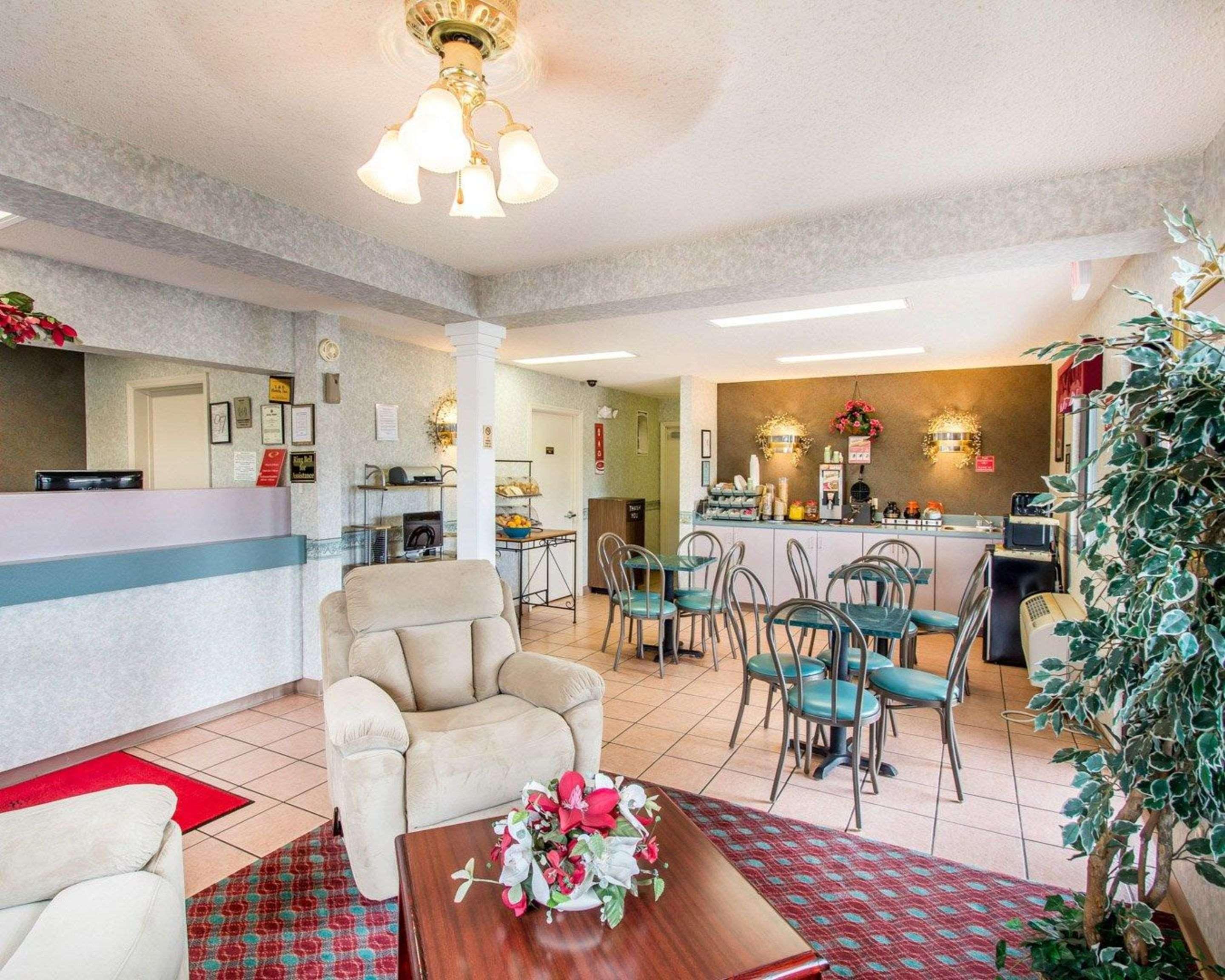 Econo Lodge Dothan Zewnętrze zdjęcie