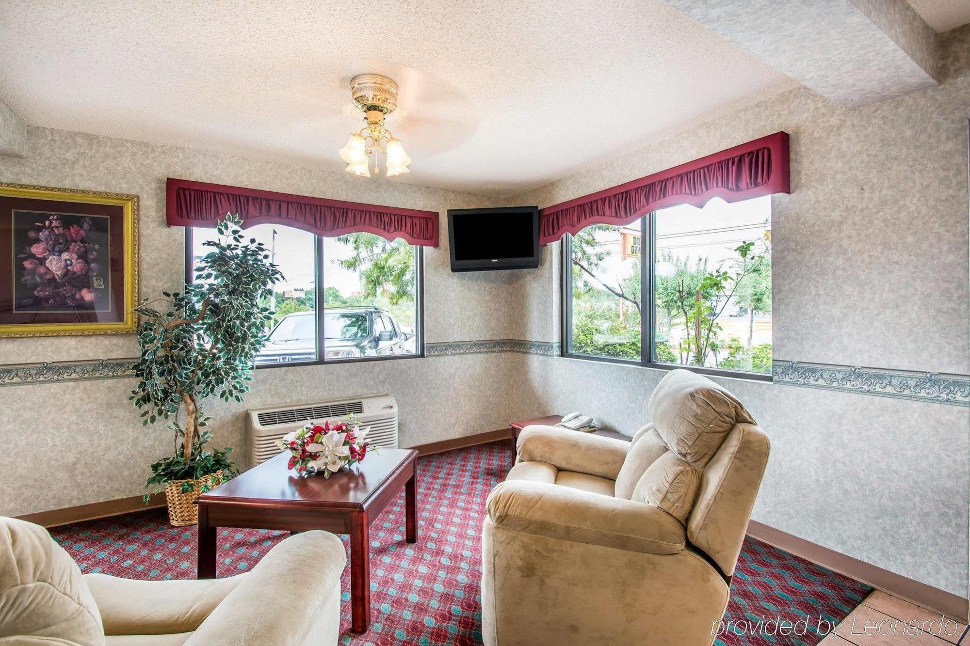 Econo Lodge Dothan Zewnętrze zdjęcie