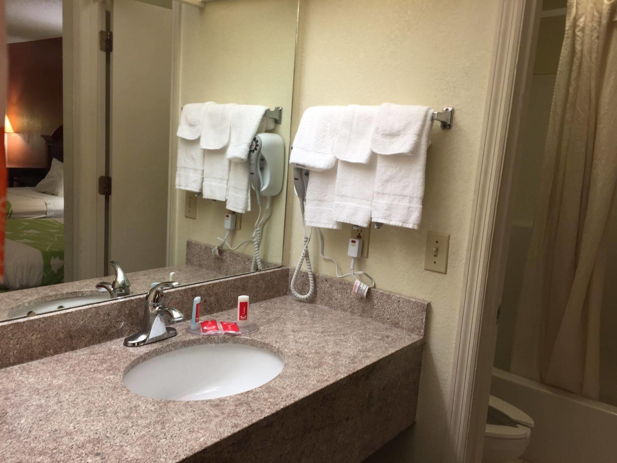 Econo Lodge Dothan Zewnętrze zdjęcie